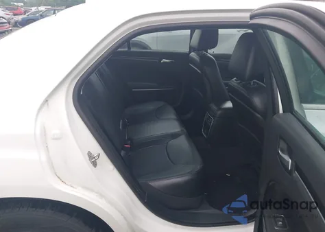 2015 Chrysler 300 Limited from USA, damaged, VIN 2C3CCAAGXFH828653